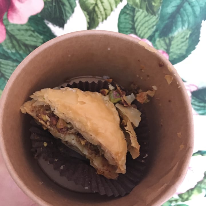 photo of Santo Falafel baklava ai pistacchi shared by @bess on  30 Mar 2022 - review