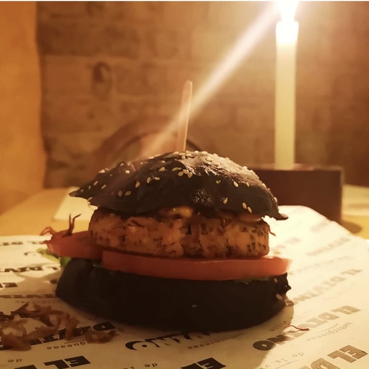 photo of El Divino - Hamburguesas Vegan Burger shared by @lassveglove on  12 Feb 2021 - review