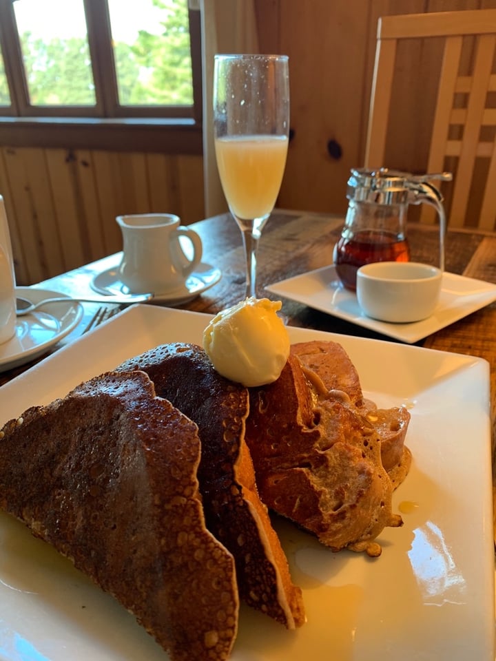 photo of Ravens Restaurant French Toast shared by @veganpetite on  14 Mar 2020 - review