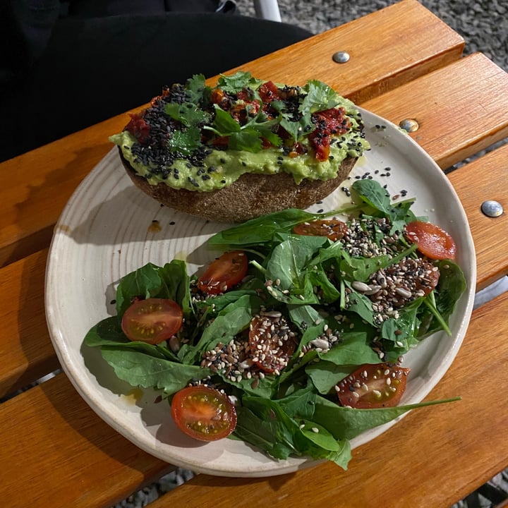 photo of FAUNA Café y Flora Avo Toast shared by @ignaciottd on  29 Aug 2021 - review