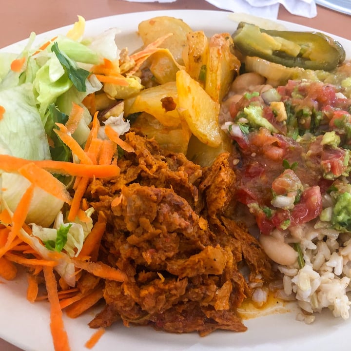 review photo of Restaurant Vegetariano Mary Buffet Items shared by @jerrbur on 18 Sep 2021 - review