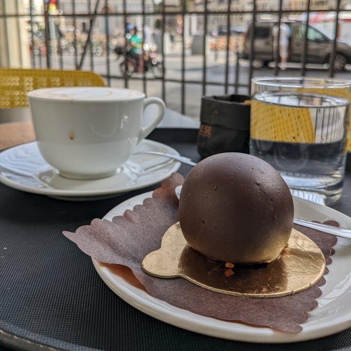 photo of Cortese Café 900 Sacher shared by @emmearn on  04 Jul 2022 - review