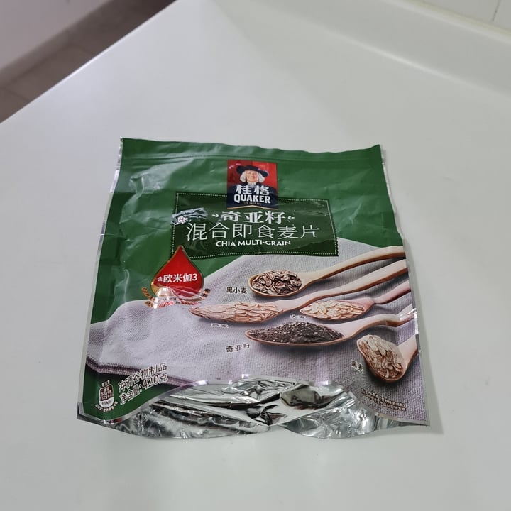 photo of Quaker Chia Multigrain Oats shared by @parismelody on  04 Jun 2022 - review