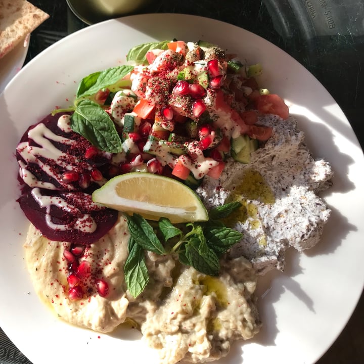 photo of Kawon bookstore Emilia’s plate shared by @alex18 on  25 Oct 2021 - review