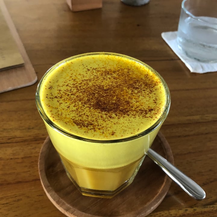 review photo of Good Mantra Bali Jamu Latte shared by @baliveganclub on 08 Mar 2021 - review