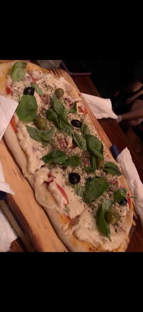 photo of Skal Pizza vegana albahaca y tomate shared by @germancampagno on  17 Mar 2020 - review
