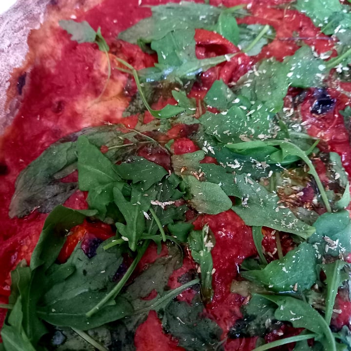photo of L'arte Della Pizza pizza doppio pomodoro rucola e origano shared by @melo66 on  12 Jul 2022 - review