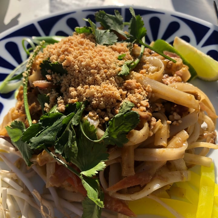 review photo of Flax and Kale La Roca Pad thay vegano shared by @liucrifu on 21 Feb 2022 - review