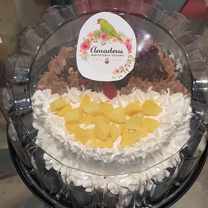 photo of Amadeus Repostería Vegana Torta shared by @brendagzz on  31 Dec 2020 - review