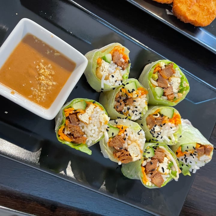 photo of Loving Hut Summer Rolls shared by @nika- on  24 Apr 2022 - review