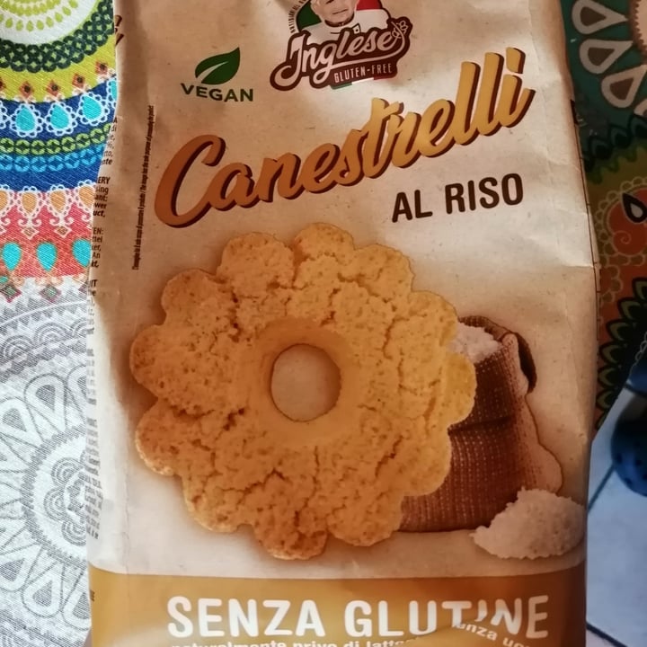 photo of Inglese Gluten Free Canestrelli al riso shared by @fedevegana on  09 May 2021 - review