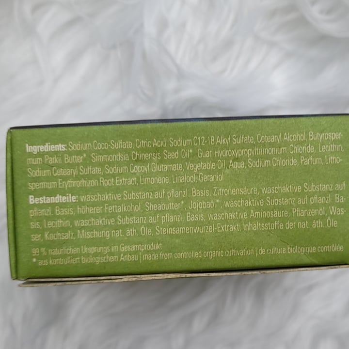 photo of Bioturm Champú sólido para cabello dañado shared by @angela78 on  05 Feb 2021 - review