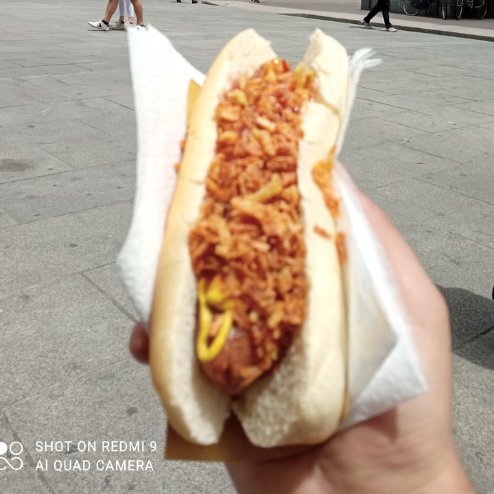 photo of Veg-Mi Trike Hot Dog Con Beyond Sausage shared by @adospgnuolo on  16 Jul 2021 - review