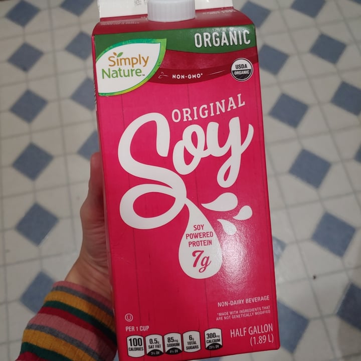 photo of Simply Nature Organic Soy Milk shared by @adriana1209 on  25 Oct 2021 - review