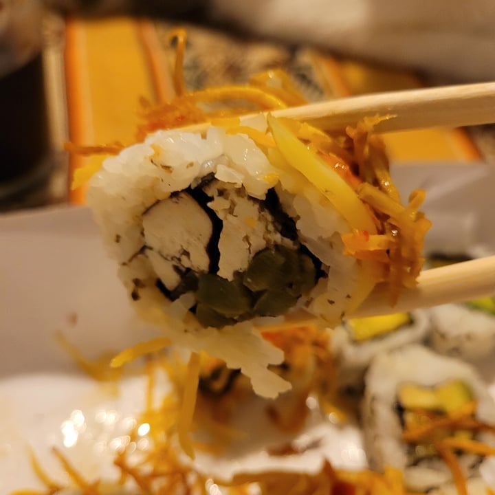 photo of sushi onix combo onix shared by @renatacoller on  04 Mar 2022 - review
