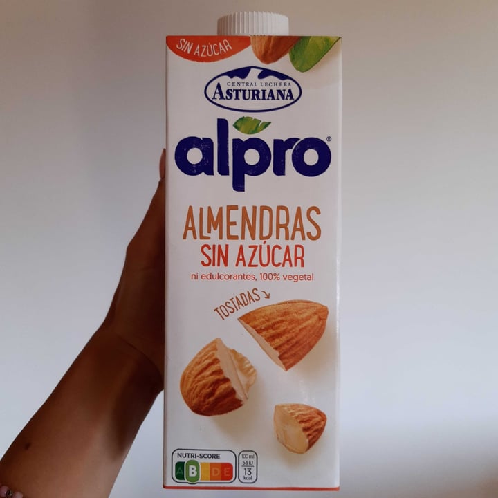 photo of Alpro Unsweetened Almond Milk Roasted shared by @vegankarol on  09 Aug 2021 - review