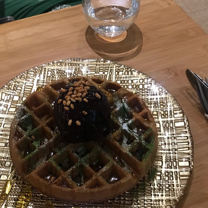 photo of Hvala CHIJMES Waffles And Ice Cream shared by @mariaubergine on  14 Oct 2021 - review