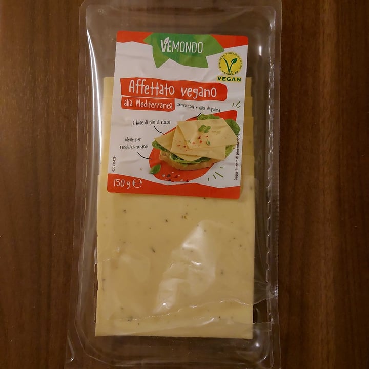 photo of Vemondo Affettato vegano alla Mediterranea shared by @sirjoe on  08 Apr 2022 - review