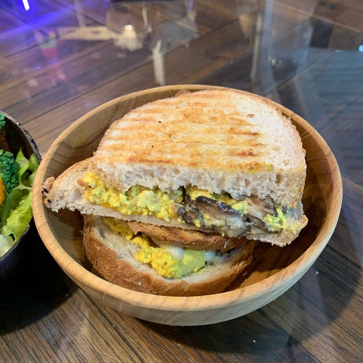 photo of Ahimsa Sanctuary truffully, cheese shared by @zlspeth on  14 Apr 2022 - review