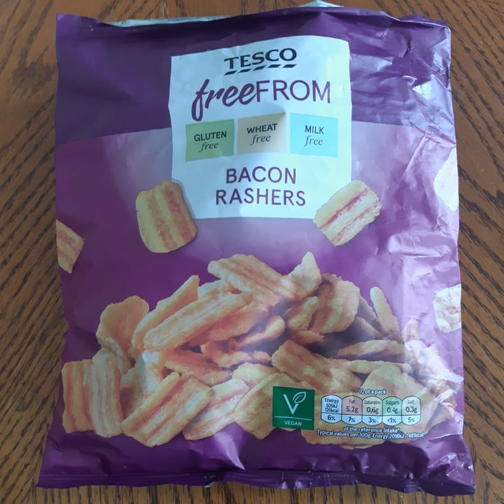 photo of Tesco Bacon rashers shared by @veganeileen on  07 Jun 2021 - review