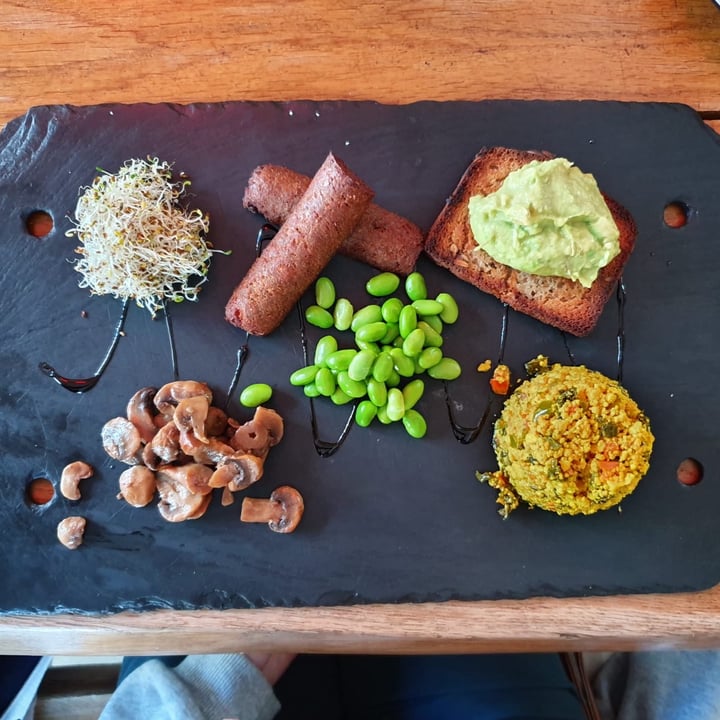 photo of Scheckter's RAW Gourmet Tofu Scramble shared by @ziena3 on  18 Aug 2020 - review