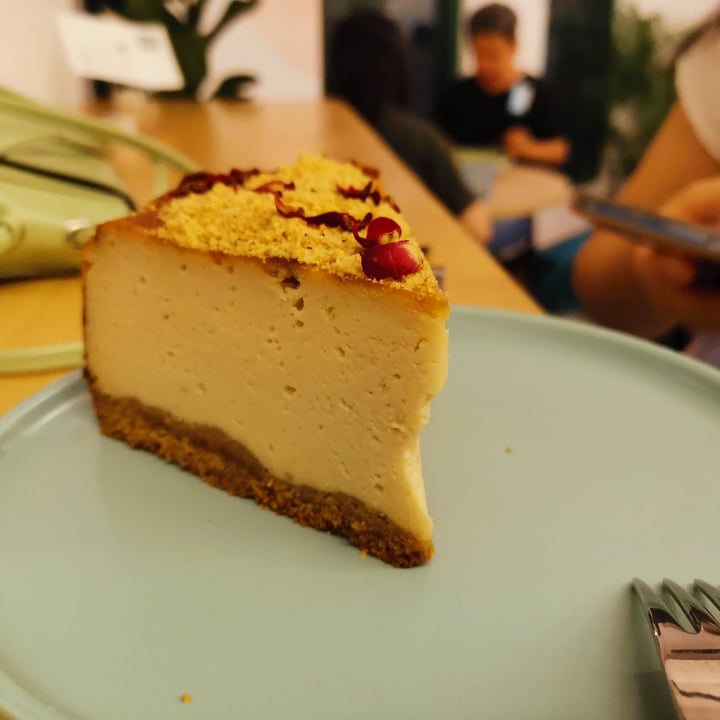 photo of Well Loft Classic Cheezecake shared by @ananelia on  09 May 2021 - review