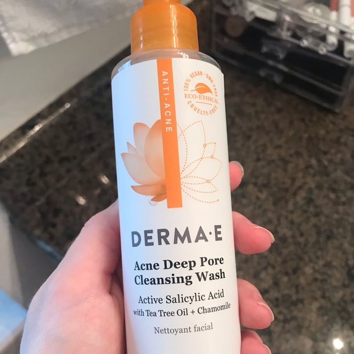 photo of Derma E Acne Deep Pore Cleansing Wash shared by @veggiekenziefl on  18 Aug 2020 - review
