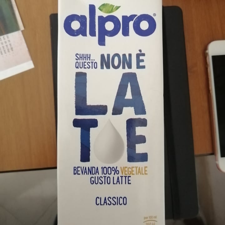 photo of Alpro Shhh...Questo Non è Latte (CLASSICO) shared by @skmi on  24 Nov 2022 - review