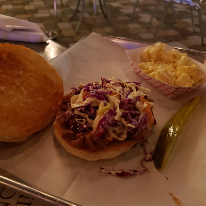 photo of The North End Tap House Jackfruit BBQ Sandwich shared by @cpreasha on  24 Dec 2020 - review