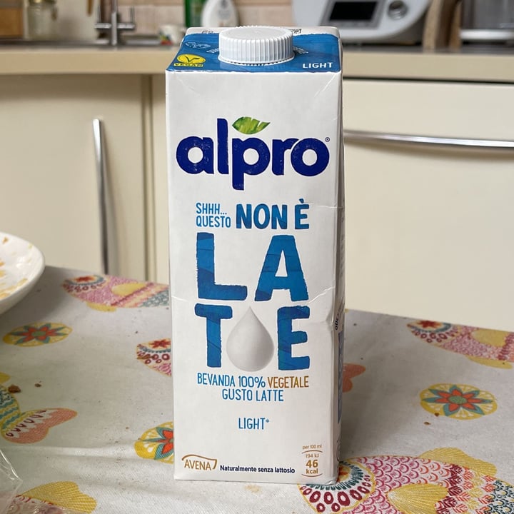 review photo of Alpro Shhh...Questo Non è Latte (LIGHT) shared by @giuliacastello on 29 Apr 2022 - review