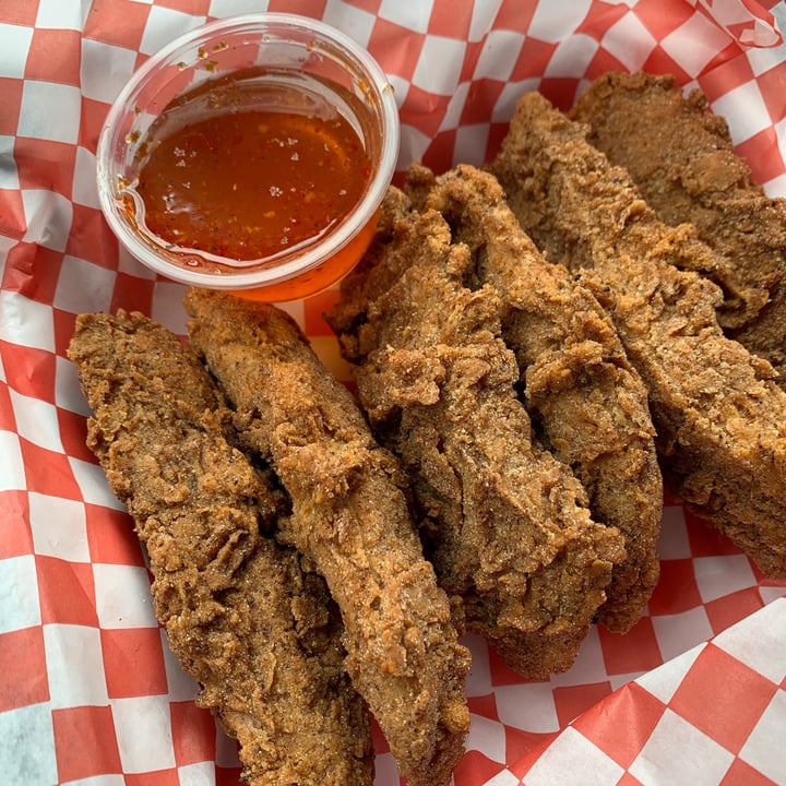 photo of Bring Me Some 6 piece Tendies shared by @seitanjunkie on  28 Apr 2021 - review