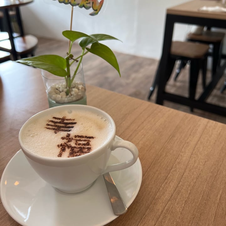 review photo of Loving Nature Fortunate Coffee Cafe SG Cappuccino shared by @qmh on 09 Oct 2022 - review