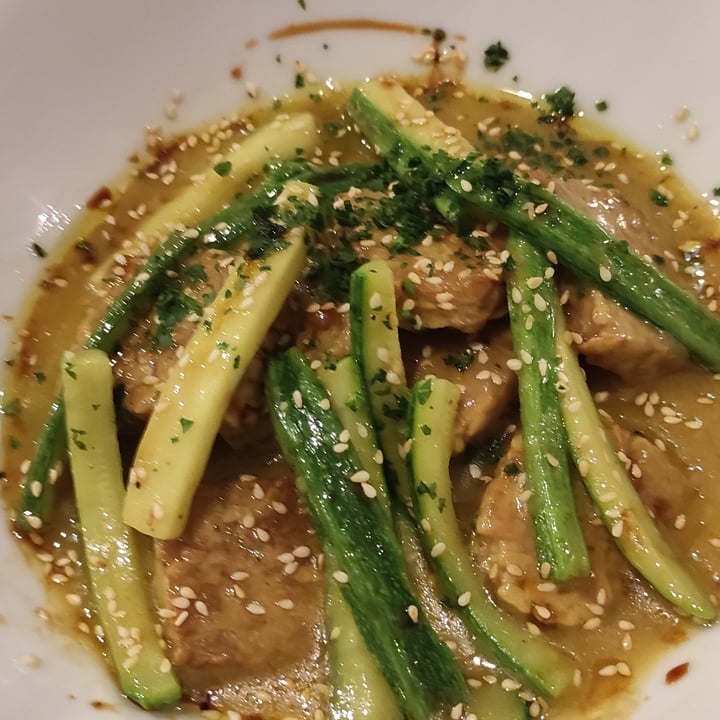 photo of Osteria Veggente Tempeh al curry con zucchine shared by @vegetarianpics on  12 Jul 2022 - review