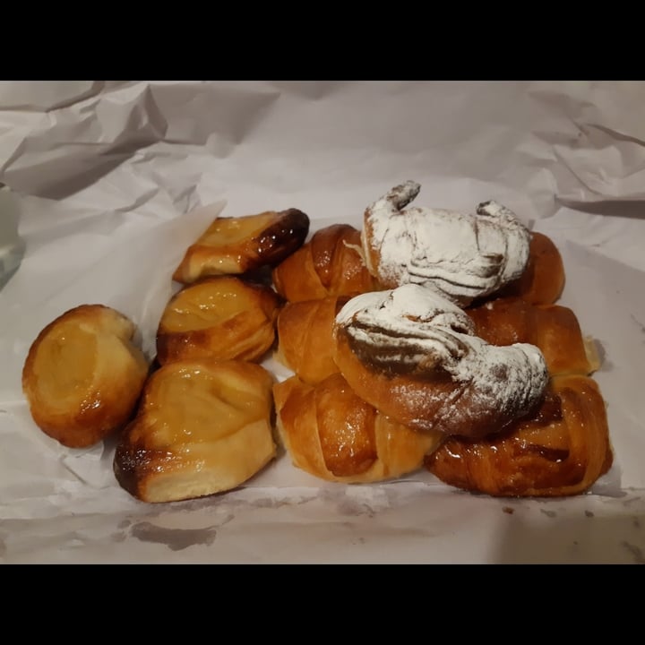 review photo of Vica Plant Based Facturas/Medialunas shared by @melisatrucci on 15 Jul 2020 - review
