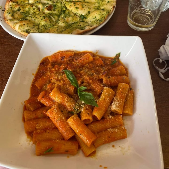 photo of Sora Lella Vegan Roman Restaurant Rigatoni all'Amatriciana shared by @heatherlouise on  19 Sep 2021 - review