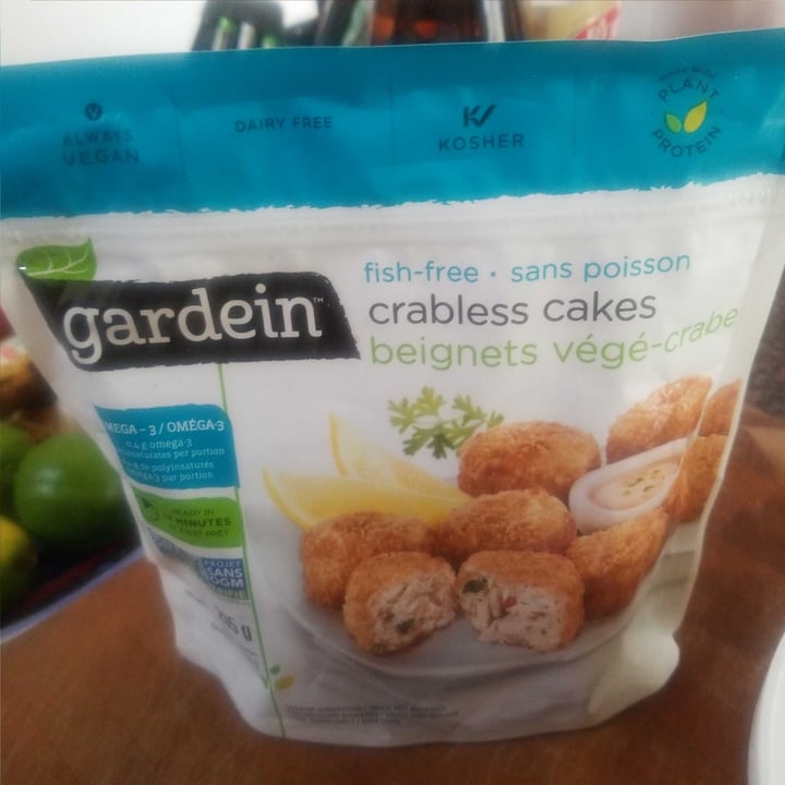 photo of Gardein Mini Crispy Crabless Cakes shared by @jobright on  19 May 2020 - review