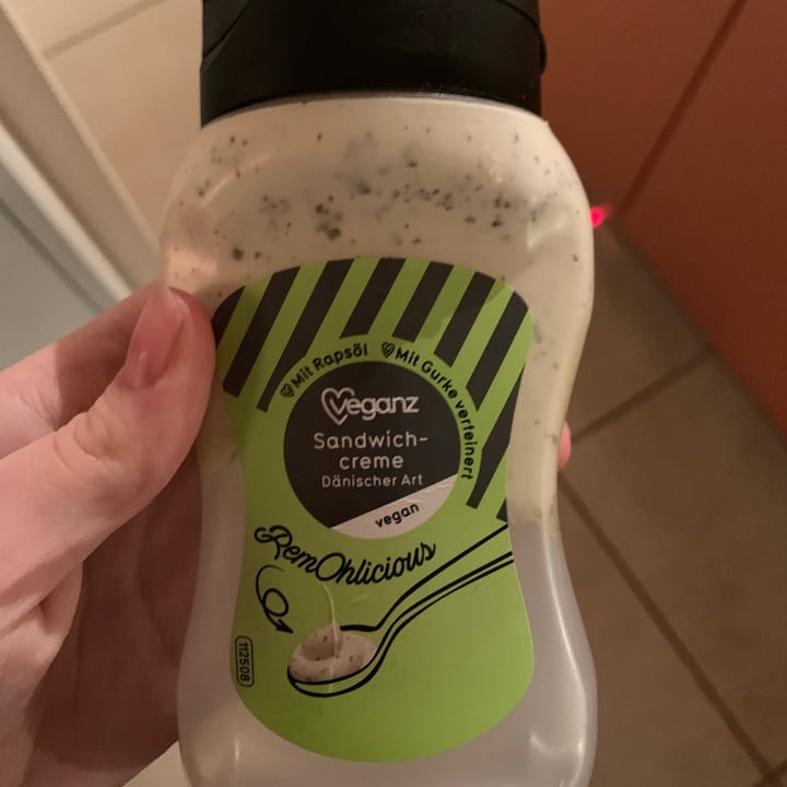 review photo of Veganz Sandwich Creme Dänische Art shared by @tamarabertocchi on 16 Mar 2021 - review