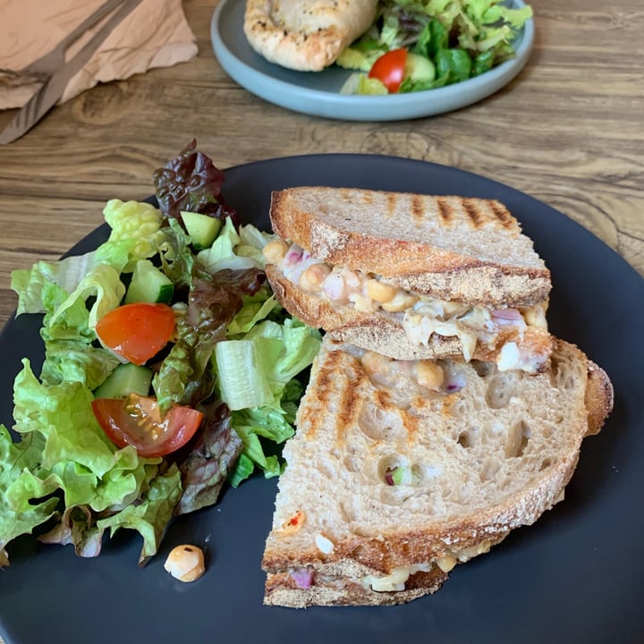 photo of CASCARA Chickpea Melt shared by @emmaliddiard on  26 Oct 2020 - review