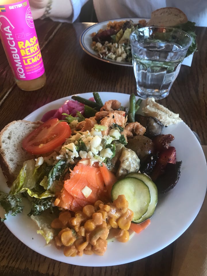 photo of Hermans Dinner Buffet shared by @cinnamonki on  21 Sep 2019 - review