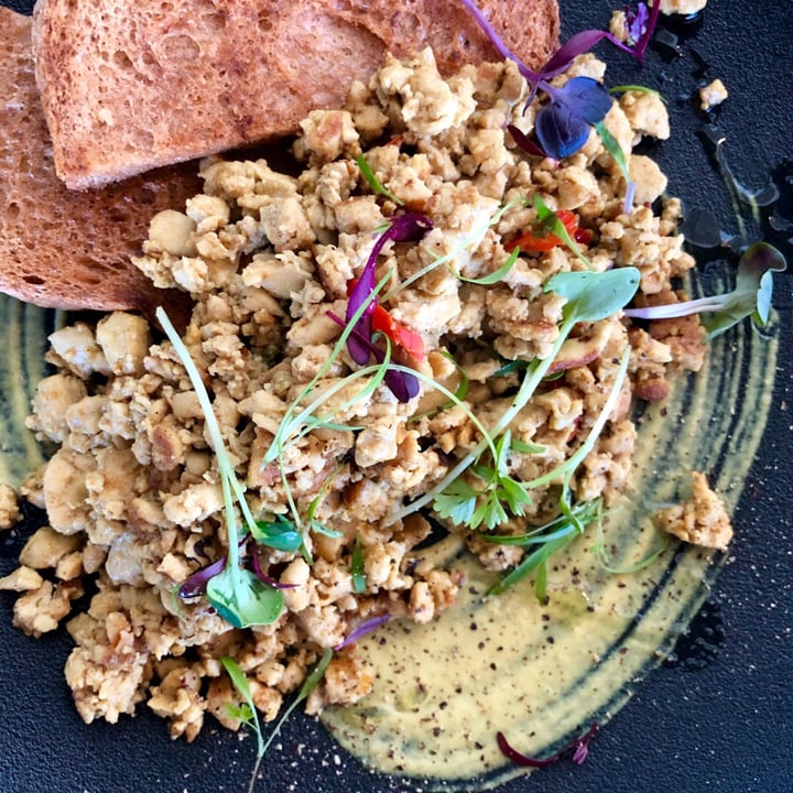 review photo of Raw Sugar Cafe Scrambled tofu shared by @mklr on 16 Nov 2018 - review