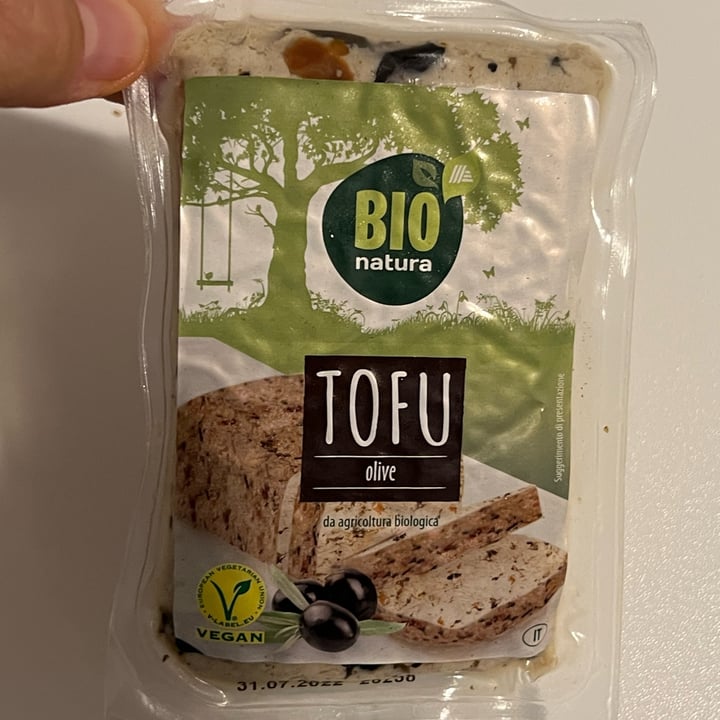 photo of Bio Natura Tofu Alle Olive shared by @leonardolecco on  01 Jun 2022 - review