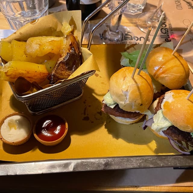 Foto do prato “Degustazione buger vegetali”
