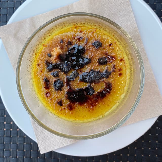 菜肴“Crema catalana”的照片