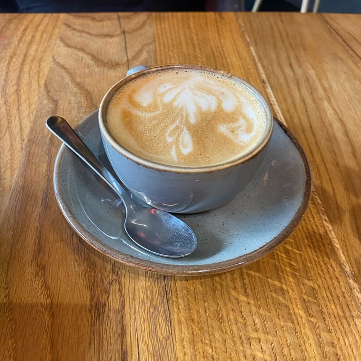 photo of SOUL - Vegan Coffee Bar Flat White shared by @juliprisma on  27 Jul 2022 - review