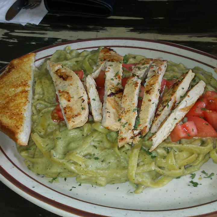 photo of Wayward Vegan Cafe Pesto Alfredo shared by @mayganphynix on  29 Apr 2020 - review