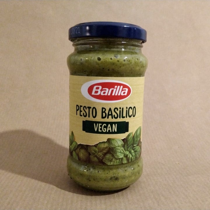 photo of Barilla Pesto Basilico Vegan shared by @annegrete on  09 Oct 2020 - review