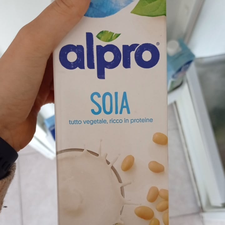 photo of Alpro Bevanda Soia Original shared by @giulial9999 on  07 May 2021 - review