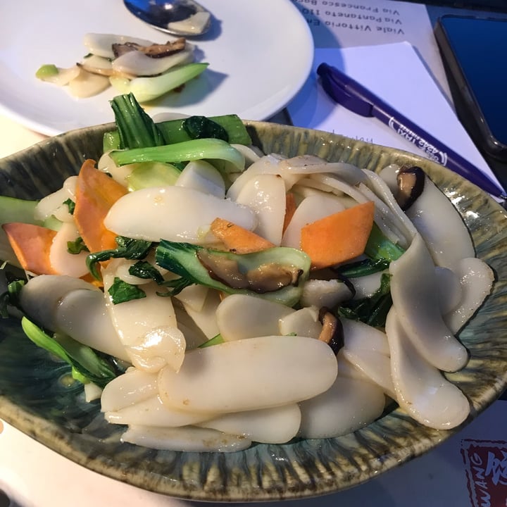 photo of Ravioli Wang Firenze Gnocchi Di Riso Saltati Con Verdure ( Ask Without Egg) shared by @lallus8 on  29 May 2022 - review