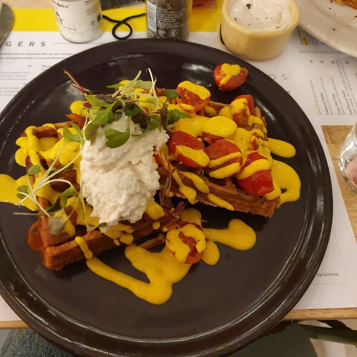 photo of Lexi's Healthy Eatery Savoury waffles shared by @semacleod on  28 Dec 2021 - review