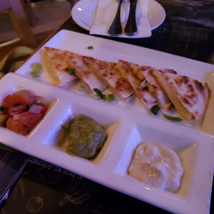 photo of Hemingway's Cheese Quesadilla shared by @moosewong on  30 Dec 2021 - review